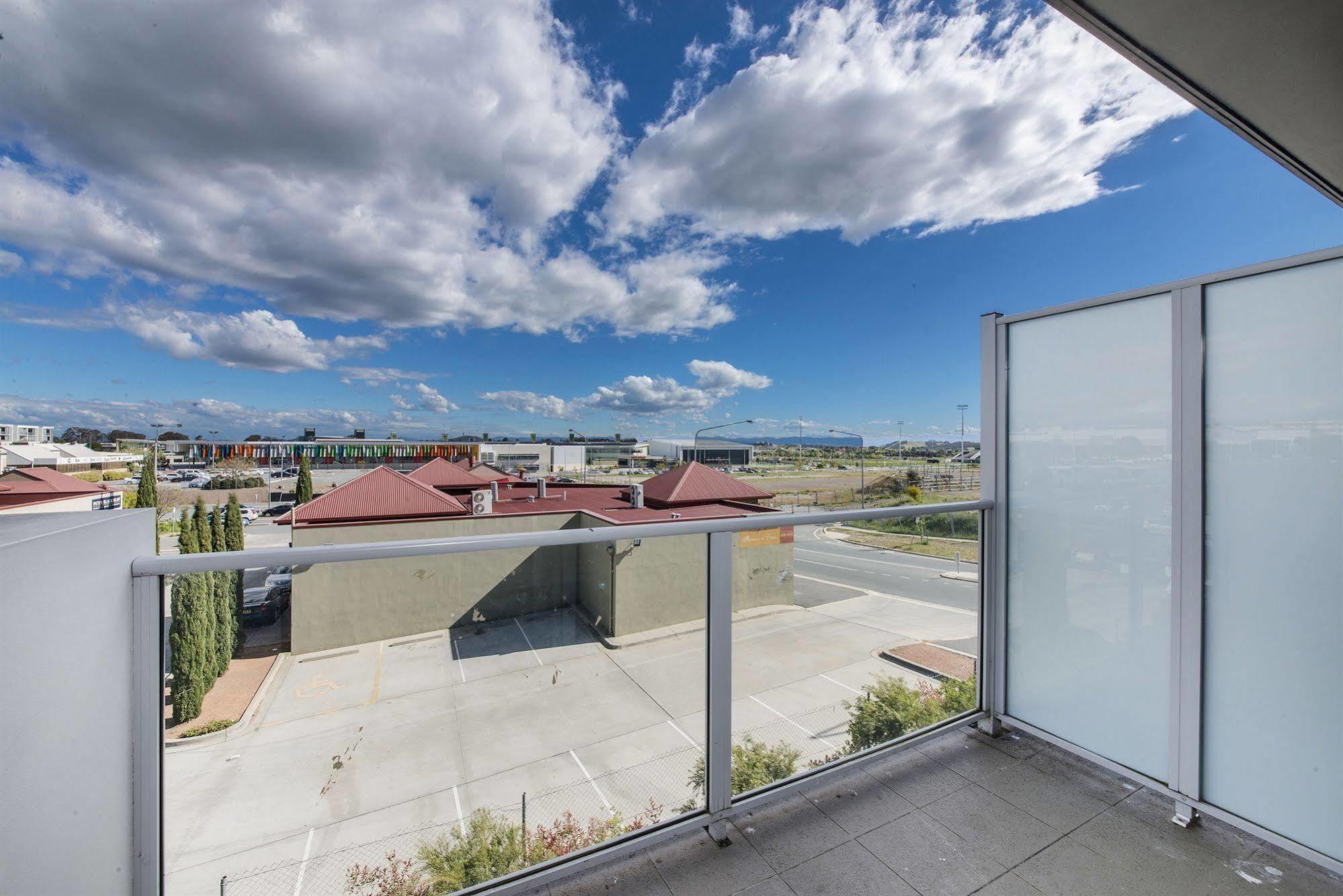 Abode Gungahlin Camberra Exterior foto